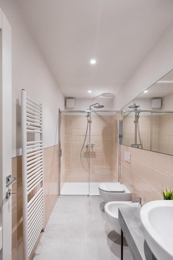 Il Lago Apartments By Wonderful Italy Salo Luaran gambar